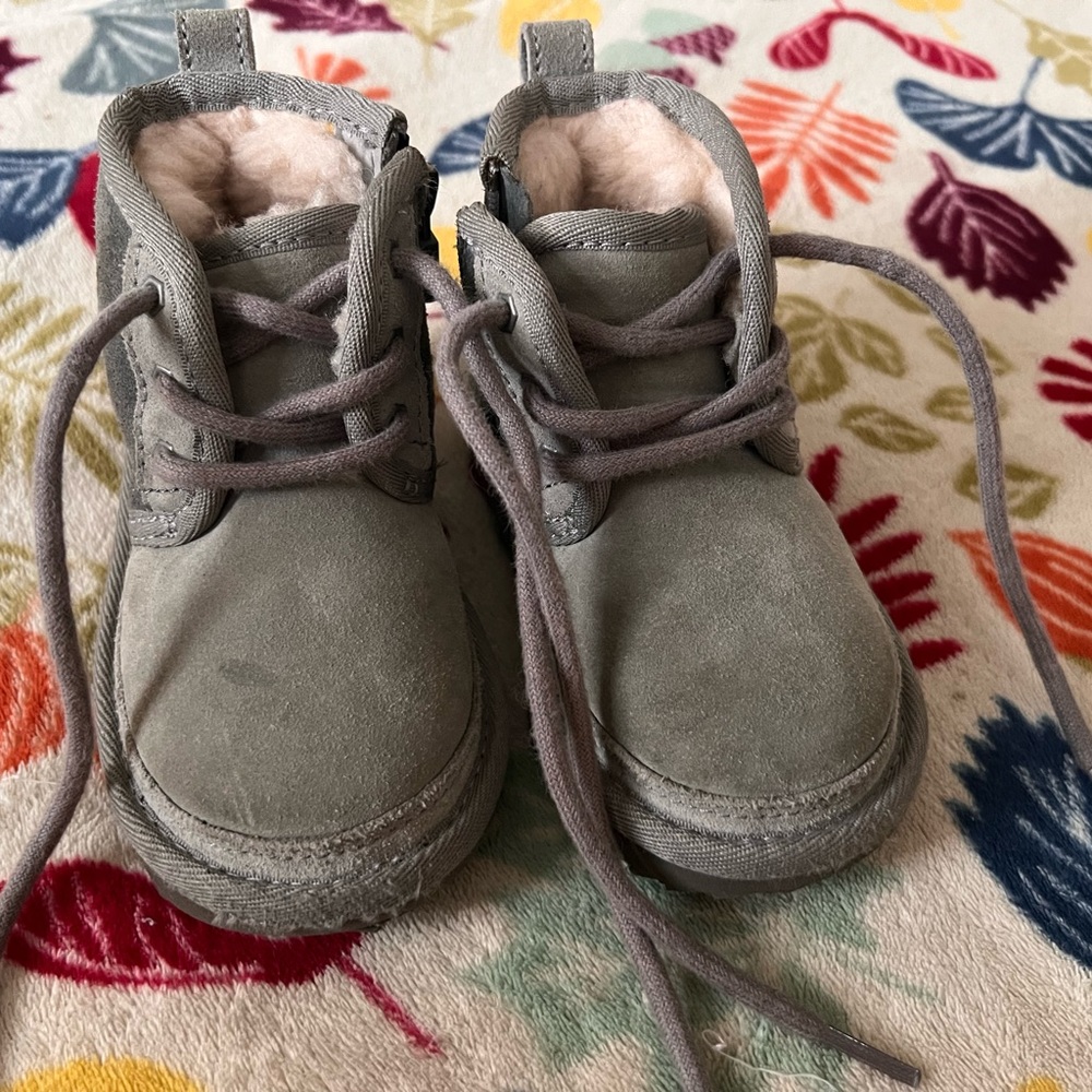 UGG TODDLER NEUMEL BOOT